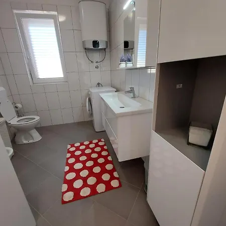 Marineri Appartement Sali